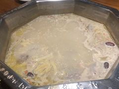 -佬土鹅肠火锅(扬中步行街店)