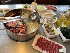 -牛德亨臻牛潮汕火锅(万邦时代店)