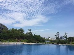 -上海滴水湖皇冠假日酒店