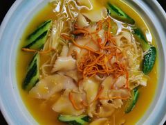 -沪华海鲜大酒楼(南汇店)