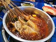 经典锅底-马路边边串串香(双井直营店)