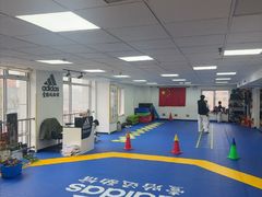-adidas壹跆运动馆(世纪经贸大厦店)