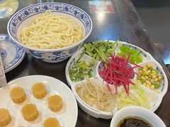 -老北京炸酱面大王.铜锅涮肉(朝阳门店)