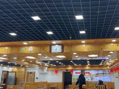 -屯老二农家铁锅炖·行业领军者(梅江店)