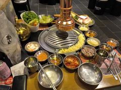 -GOGIYA·咕叽吖韩国传统烤肉店(东方新天地店)