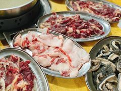 -五洞培记山庄·鲜牛肉火锅
