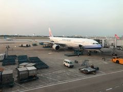 -胡志明新山一国际机场