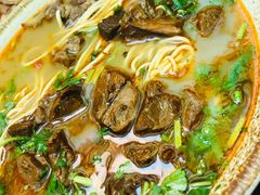 -金杨拉面王小吃面馆·牛三宝面·红烧牛肉粉