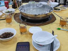 -五洞培记山庄·鲜牛肉火锅