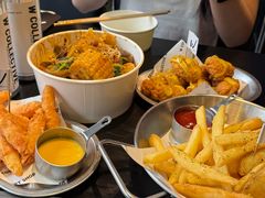 -W COLLECTIVE  DESSERT SHOP