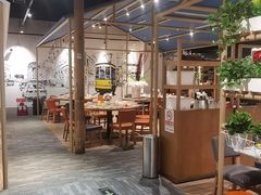 -渝信川菜 · 川味家常菜(财富购物中心店)