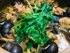 -食爺炭炉鸡煲·烧烤