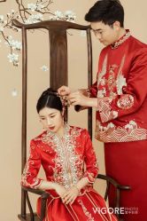 -雪中彩影婚纱摄影·微光艺术中心