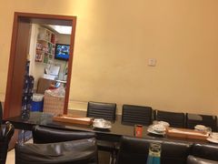 大堂-清真磊磊烧烤老店(饮虎池街34号店)