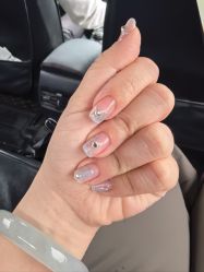 -进巍美甲美睫