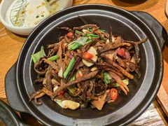 -云海肴·汽锅鸡·云南菜(天山百盛优客店)