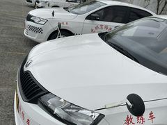 -光明驾校·学车·陪驾(杨浦店)