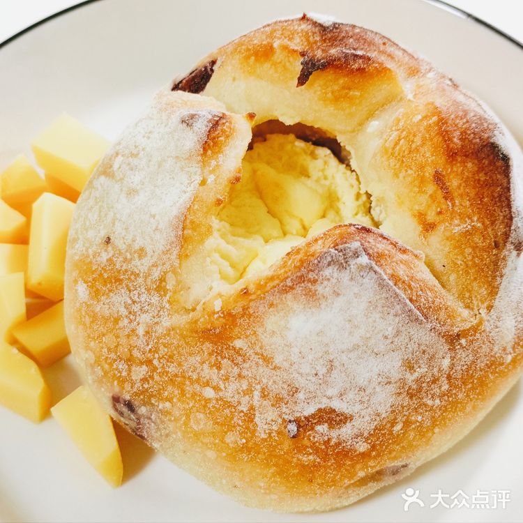 早上好，一顿面包餐就是活力来源