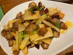 云南风干肉炒香竹笋-云海肴·汽锅鸡·云南菜(苏州中心店)