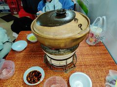 -威邵鸡煲(西华路总店)