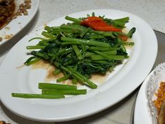 -肥仔文澳门猪骨煲(南京西路店)