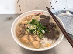 -文山荷鲜居(翠湖店)