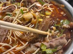 -薛记襄阳香辣牛肉面(平安路店)