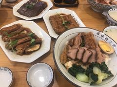 -狮头牌卤味研究所·卤味饭(花城汇南区店)