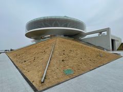 -郑东新区龙湖公共艺术中心