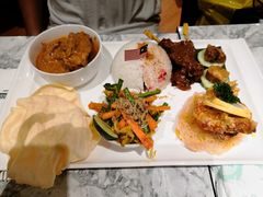 -关夫人餐厅(阳光广场店)