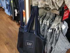 -GAP(王府井奥莱·香江小镇店)