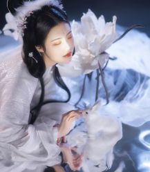 -租旗袍租礼服馆