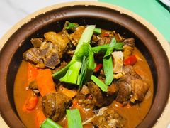 砂锅羊肉煲-鑫小城故事·藕汤·家常菜(台北一路总店)