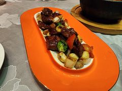 黑椒脆蒜牛肉粒-大中华希尔顿酒店·兰亭潮中餐厅·粤菜