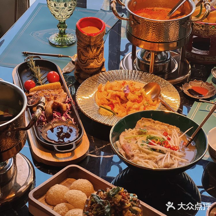 【探店】AROI泰🇹🇭可以换装的泰国菜餐厅🇹🇭