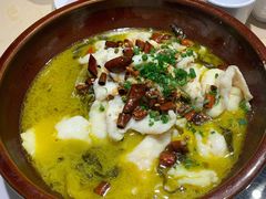 酸菜巴沙鱼片-大碗先生(万家丽店)