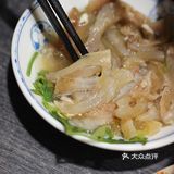 火爆乐山的跷脚牛肉，人均80吃到撑！