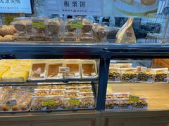 -鲍师傅糕点(江苏路店)