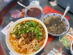 合川正宗红烧羊肉米粉-袁妈红豆汤(重庆总店)