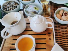 -湖畔居茶楼(湖滨店)