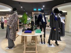 -文艺复兴百货(米兰大教堂广场店)