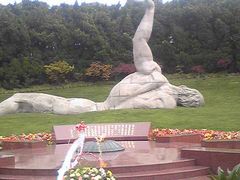 -上海市龙华烈士陵园