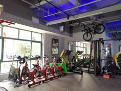 -AK健身普拉提拉伸私教馆(中八店)