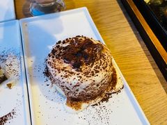 冲绳黑糖风味爆浆蛋糕PLUS-必胜客(双榆树店)