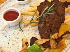-麦甜创意轻食餐厅(西康路店)
