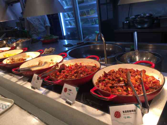 焦耳食堂(外企大厦店)-"周边竟然也开了焦耳!超受欢迎的自助快餐店.