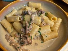 -JINNS锦时 steak&pizza(浸信会礼拜堂旧址店)