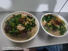 -文山荷鲜居(翠湖店)