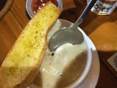 -TOM’S PIZZA汤姆餐厅(红旗店)