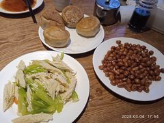 -清真吴记门钉肉饼·喜多利
